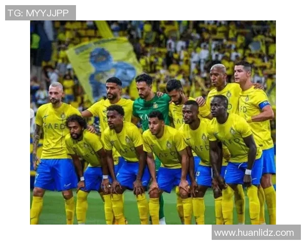 雷霆与爵士激战正酣大比分对决引发球迷热议与期待